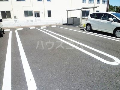 15/21 駐車場