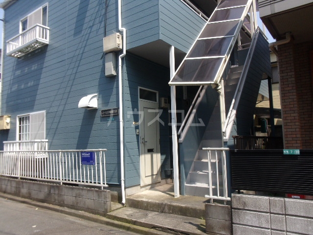 20/27 エントランス