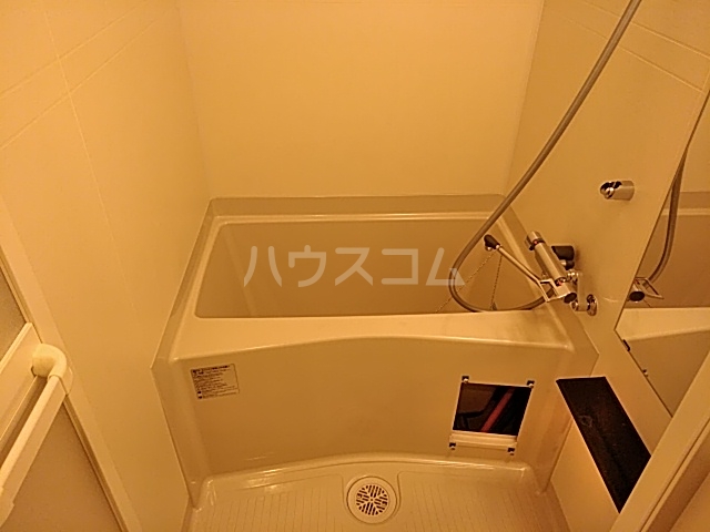 13/29 浴室