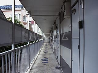 20/23 エントランス