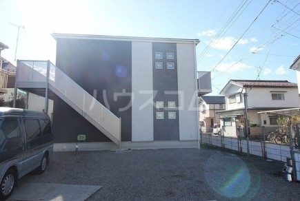 24/30 エントランス