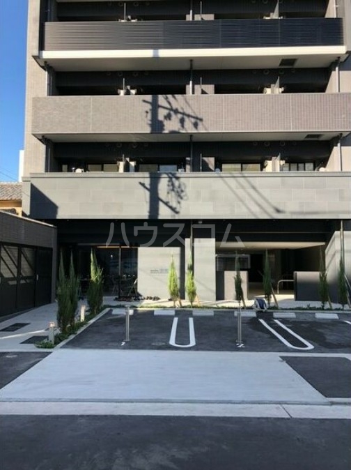 18/26 駐車場