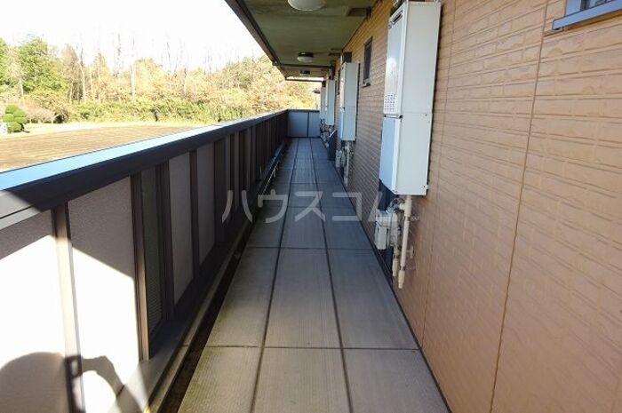 16/24 エントランス