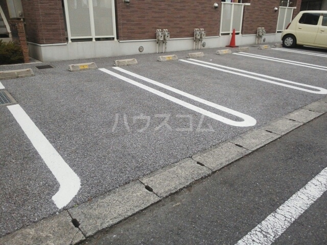 14/22 駐車場