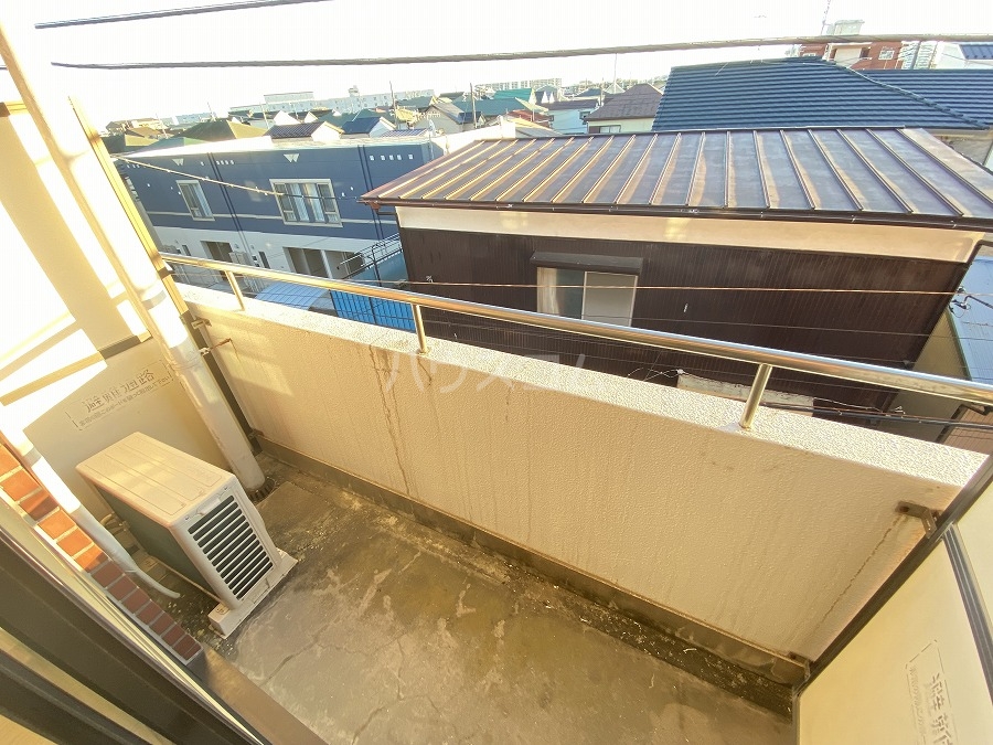 25/30 バルコニー