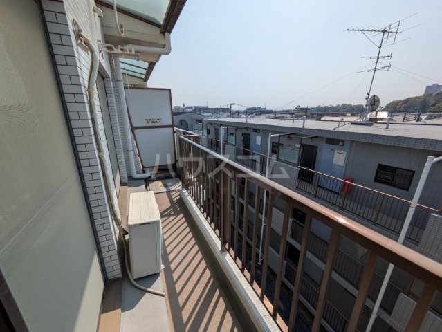 17/27 バルコニー