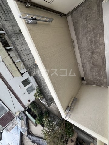 19/30 バルコニー