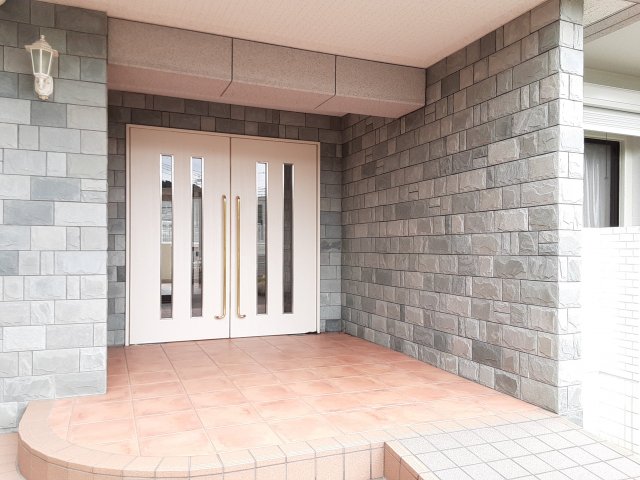 2/10 エントランス