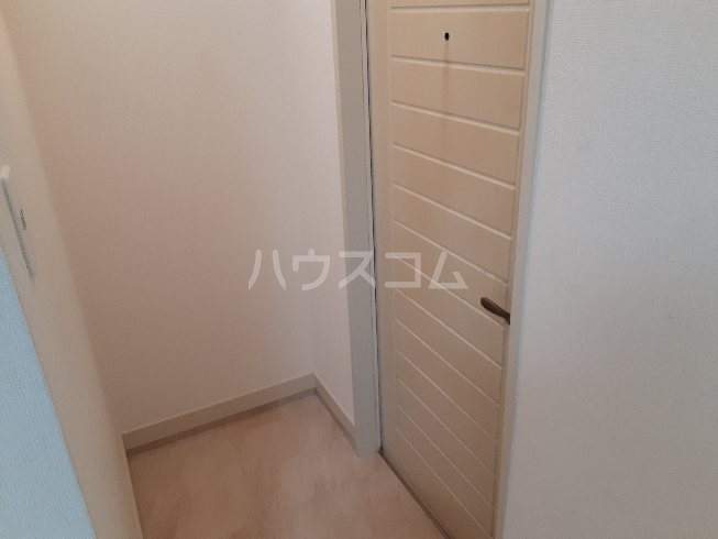 14/30 玄関