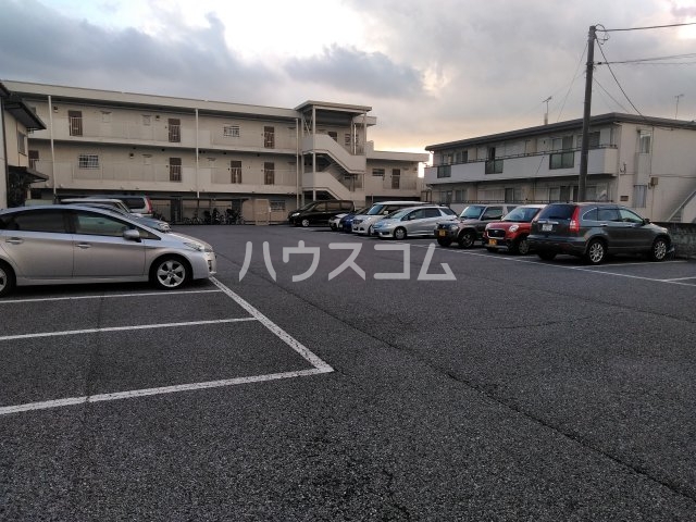 22/29 駐車場