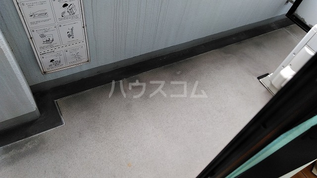 13/30 バルコニー