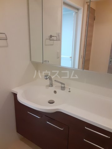17/30 洗面