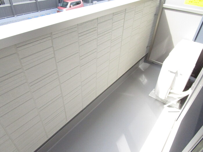 14/28 バルコニー