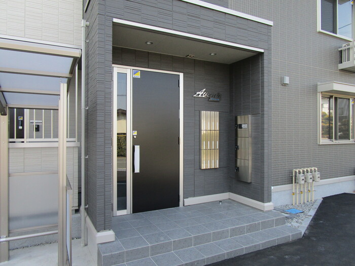 21/28 エントランス