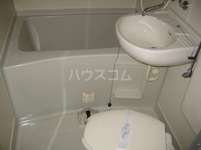 15/30 浴室