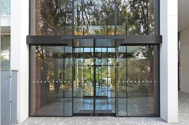 17/24 エントランス