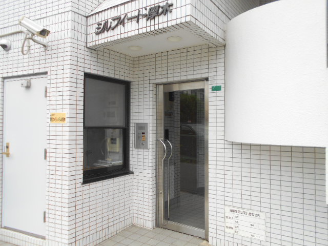 14/16 エントランス