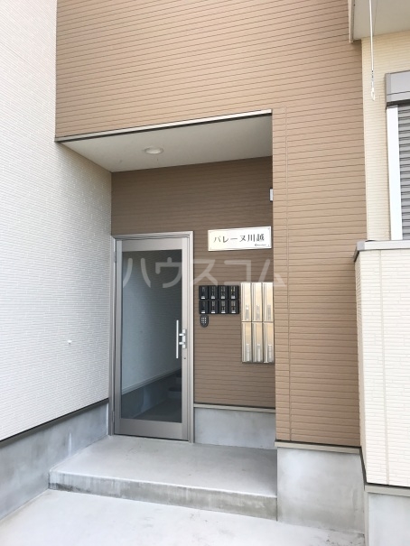 20/29 エントランス