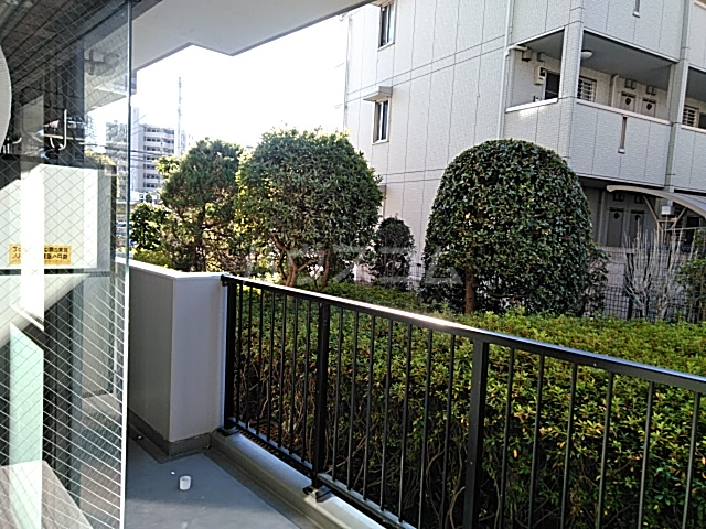 15/28 バルコニー