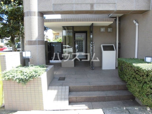 2/8 エントランス