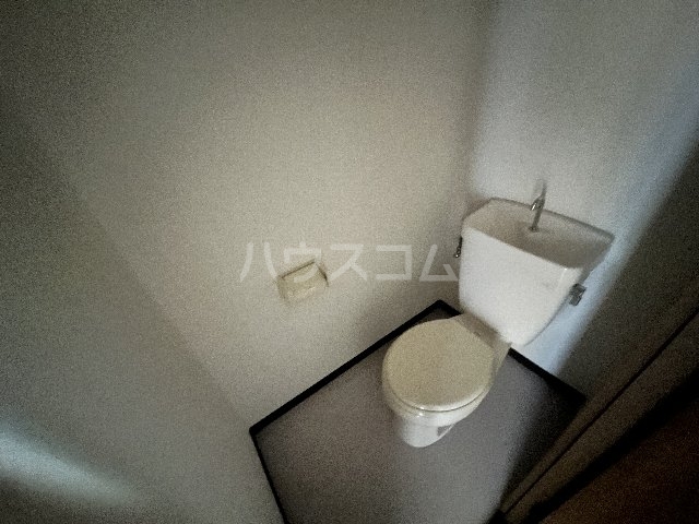 13/30 トイレ