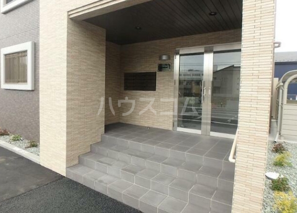 19/29 エントランス