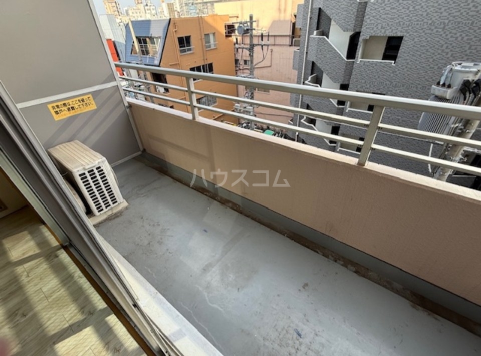 21/30 バルコニー