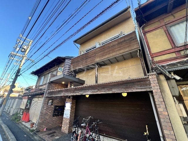 2/30 外観