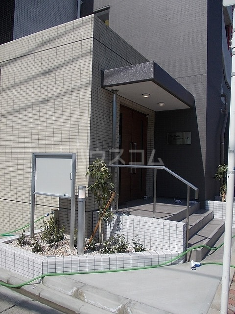 2/10 エントランス