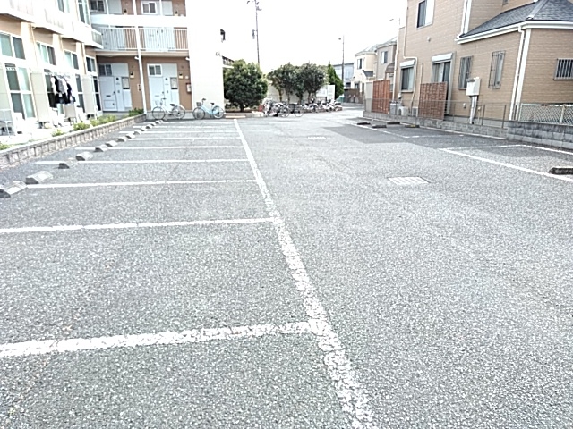 21/24 駐車場