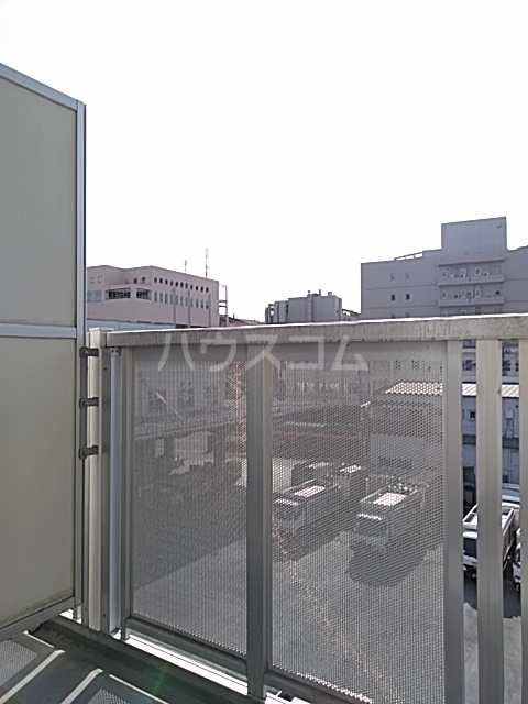 16/26 バルコニー