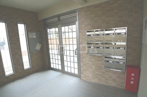 20/25 エントランス