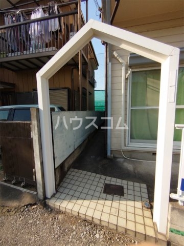 16/17 エントランス