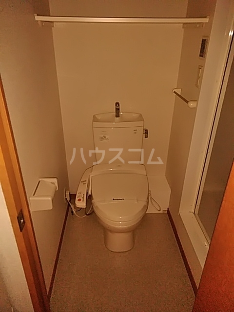14/30 トイレ