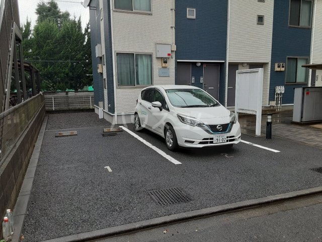 21/24 駐車場