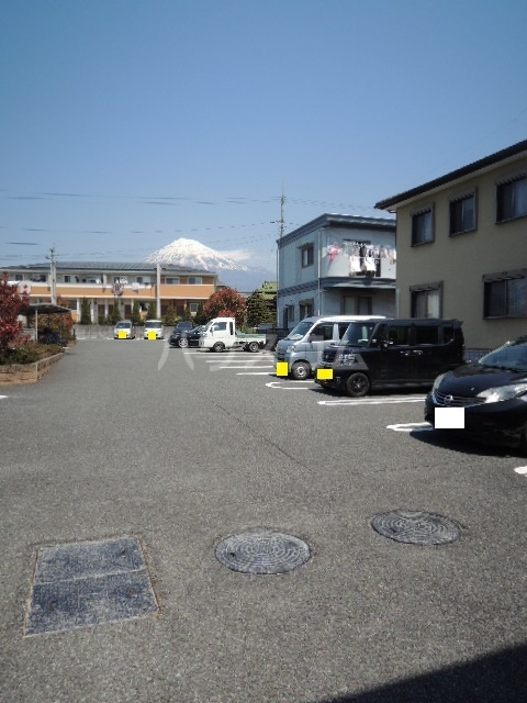 15/21 駐車場
