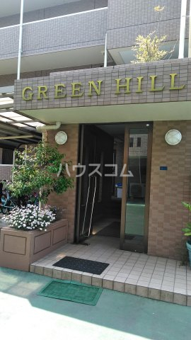 26/30 エントランス