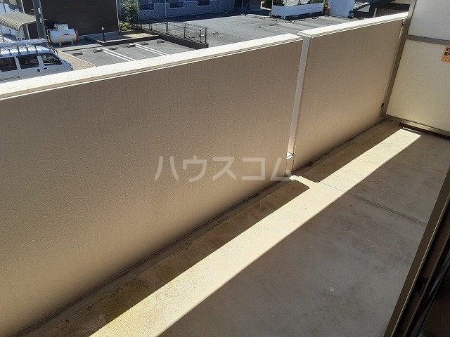 20/30 バルコニー