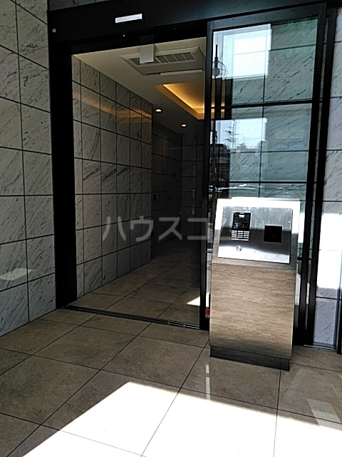 3/5 エントランス