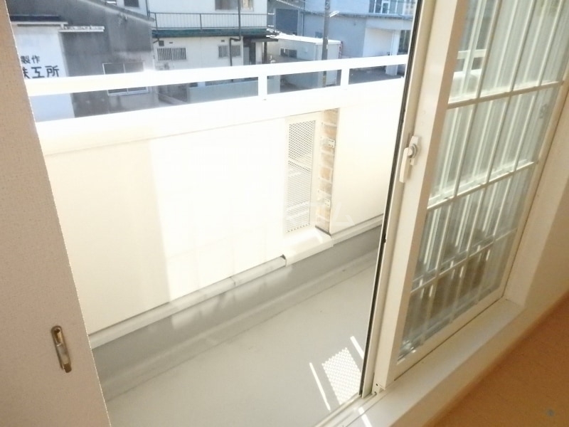 13/22 バルコニー