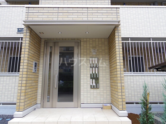 19/29 エントランス