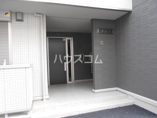 16/26 エントランス