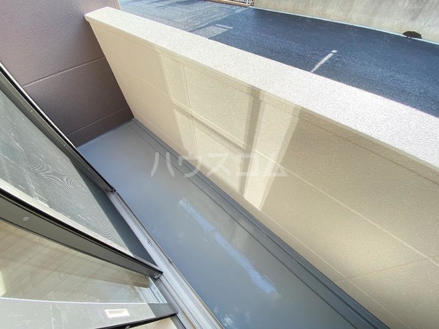 21/26 バルコニー