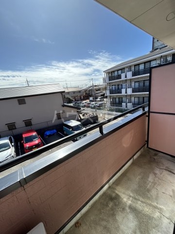 17/27 バルコニー