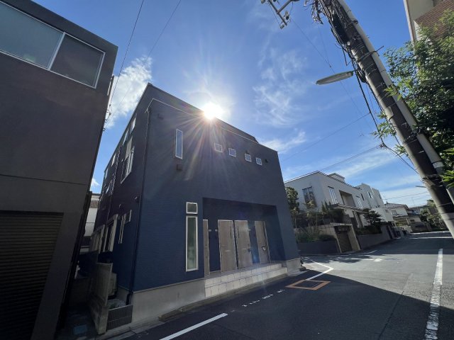 2/10 外観