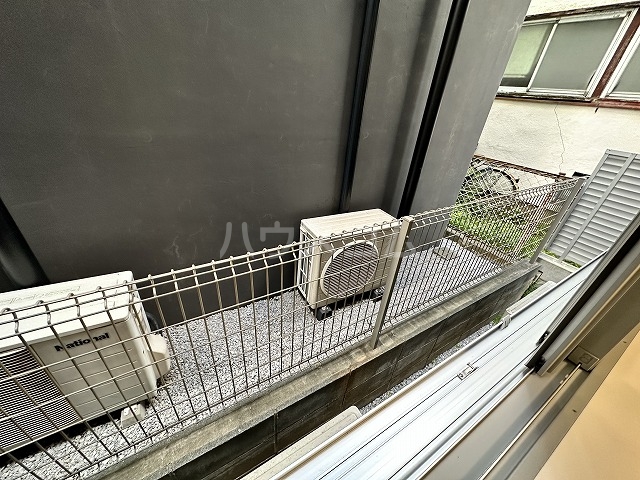 15/28 バルコニー