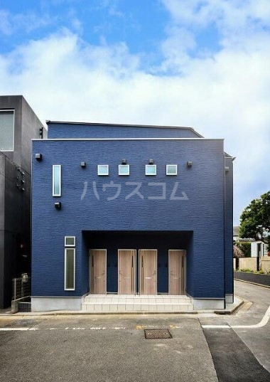 17/25 エントランス