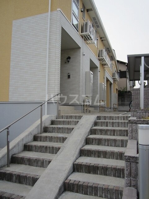 16/22 エントランス