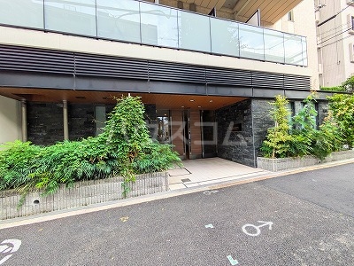 21/24 エントランス