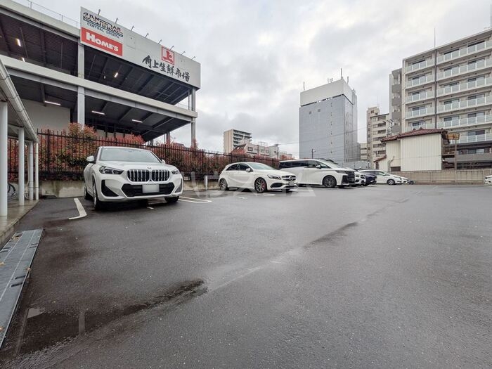 21/30 駐車場